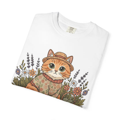 Autumn Ginger Cat Illustration T-shirt | Cozy Sweater Cat Art